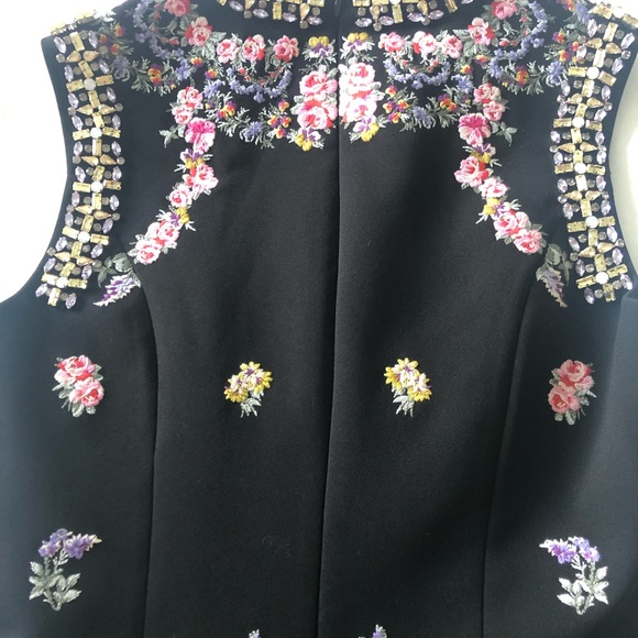 Sold!! Giambattista Valli x H&M Marquee Black Floral Embroidered Mini Dress - Picture 4 of 8